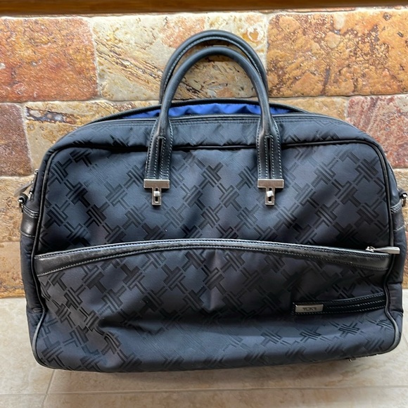 TUMI Black Nylon Laptop Travel Briefcase Bag Geometric Logo Office Pockets - Picture 3 of 15